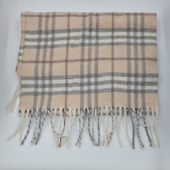 Hilary Radley Accessories - Extra Fine Merino Wool Plaid Fringe Scarf in Beige and Gray